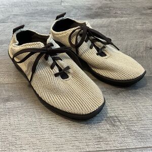 Acropedico‎ LS Nylon Knit Shoes Size 41